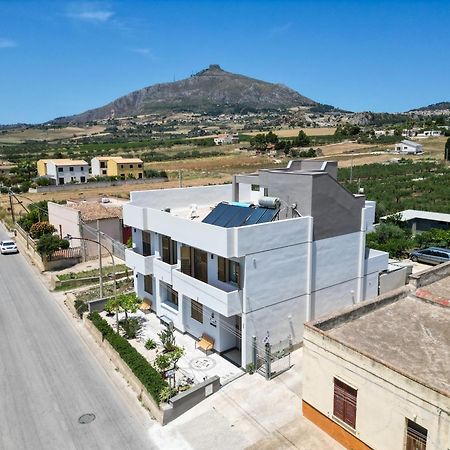 B&B Profumi Di Sicilia Valderice Eksteriør bilde