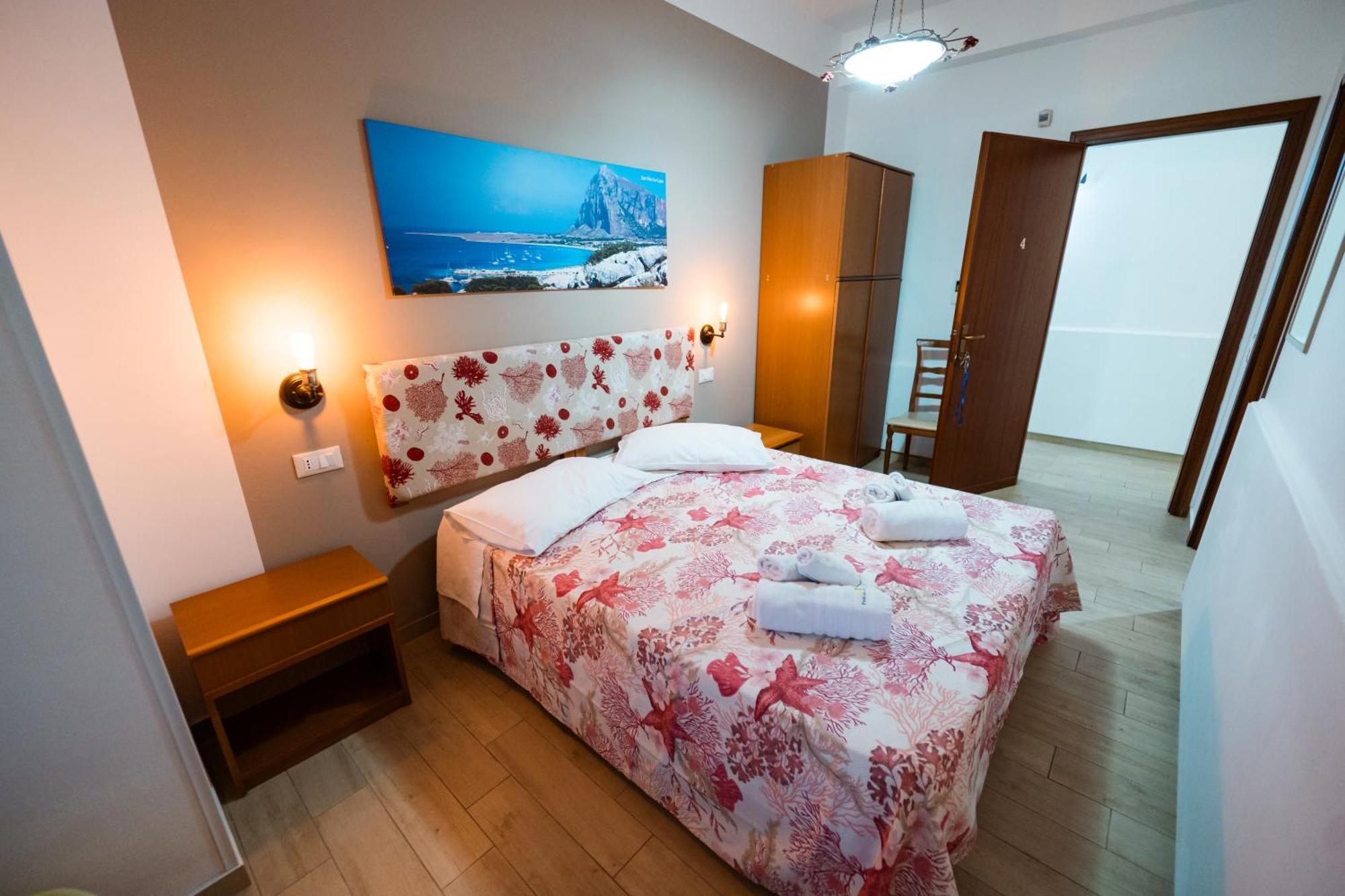 B&B Profumi Di Sicilia Valderice Eksteriør bilde